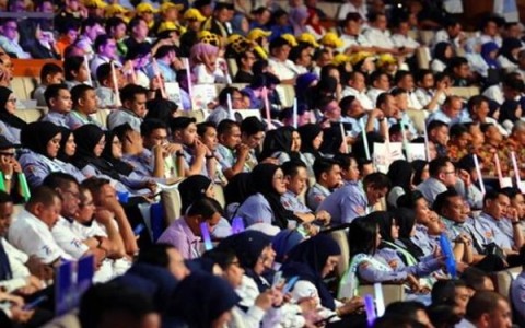 Shamsul Azri呼吁对公务员制度进行改革